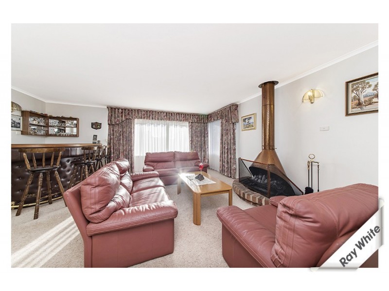 15 Springvale Drive, Weetangera ACT 2614