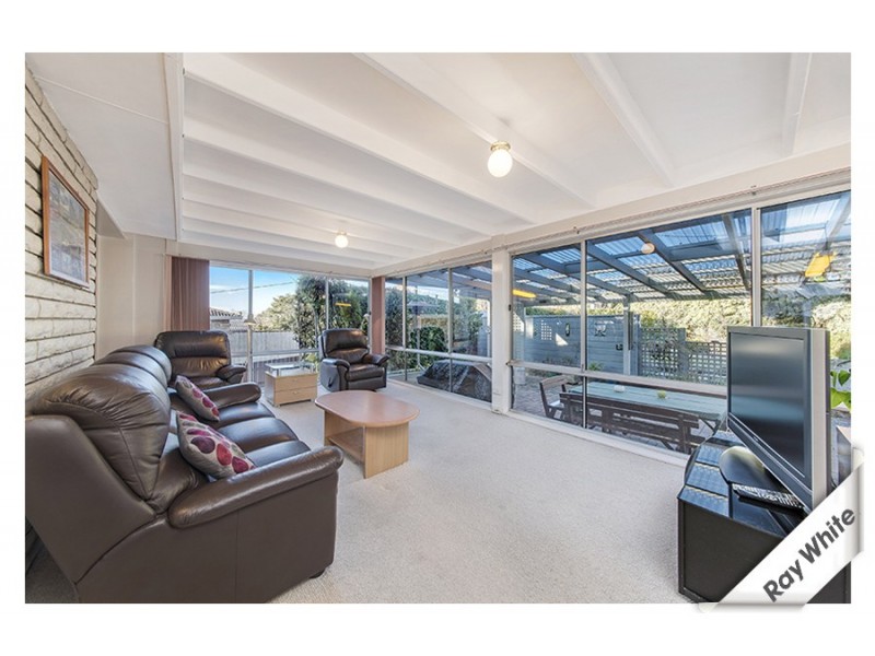 15 Springvale Drive, Weetangera ACT 2614