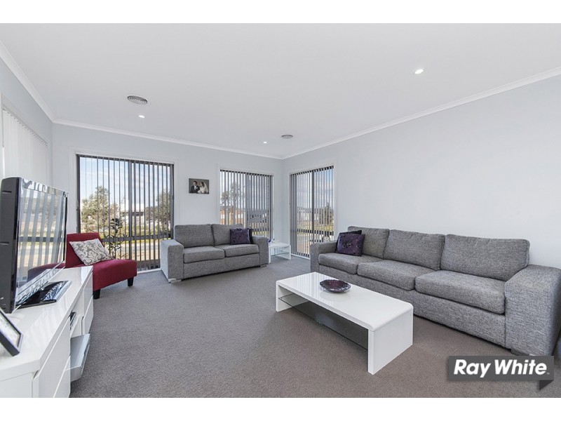 2 Gourgard Street, Casey ACT 2913