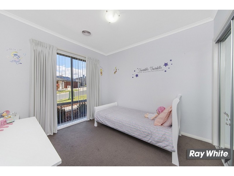 2 Gourgard Street, Casey ACT 2913