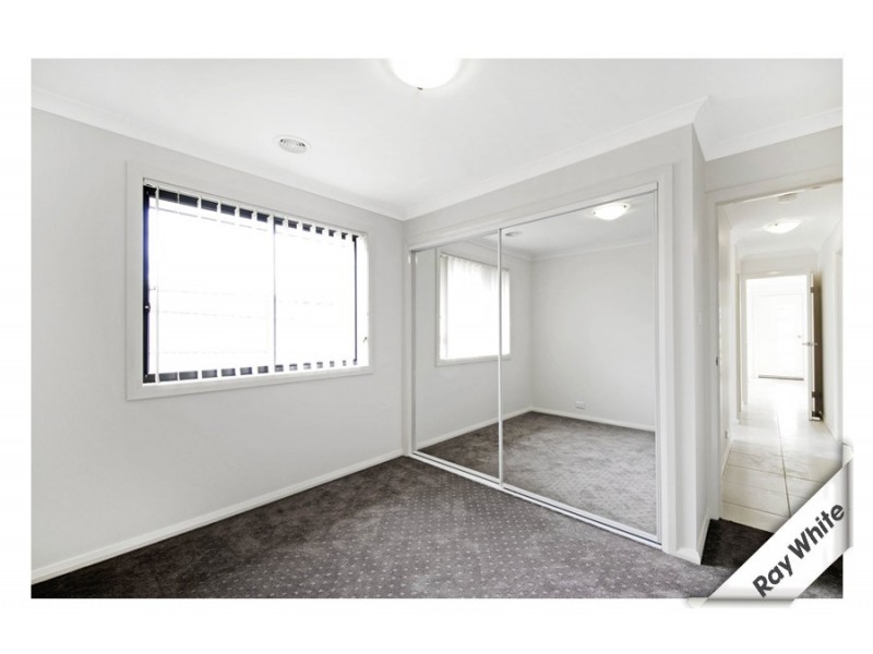 1 John James Loop, Macgregor ACT 2615