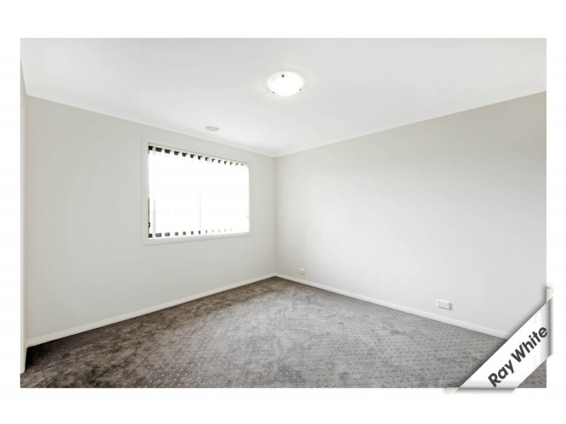 1 John James Loop, Macgregor ACT 2615
