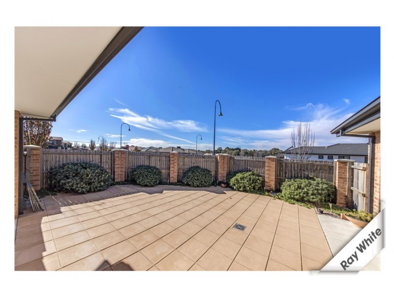 1 John James Loop, Macgregor ACT 2615