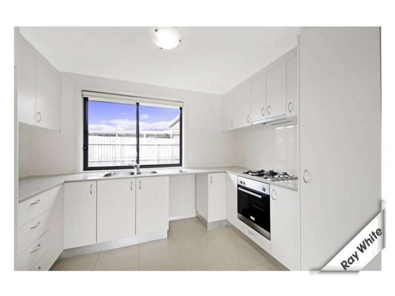 1 John James Loop, Macgregor ACT 2615