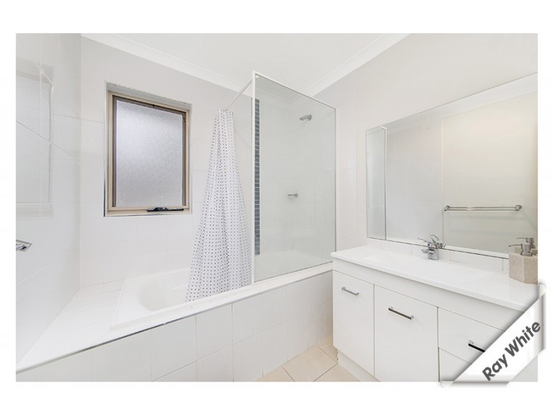 12/141 Macfarlane Burnet Avenue, Macgregor ACT 2615