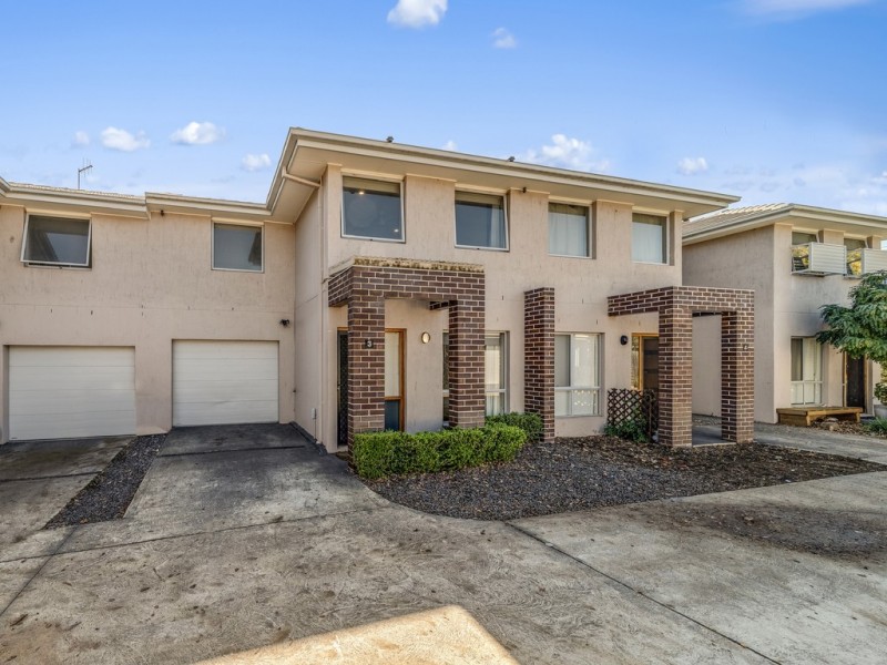 3/6 Clark Close, Spence ACT 2615