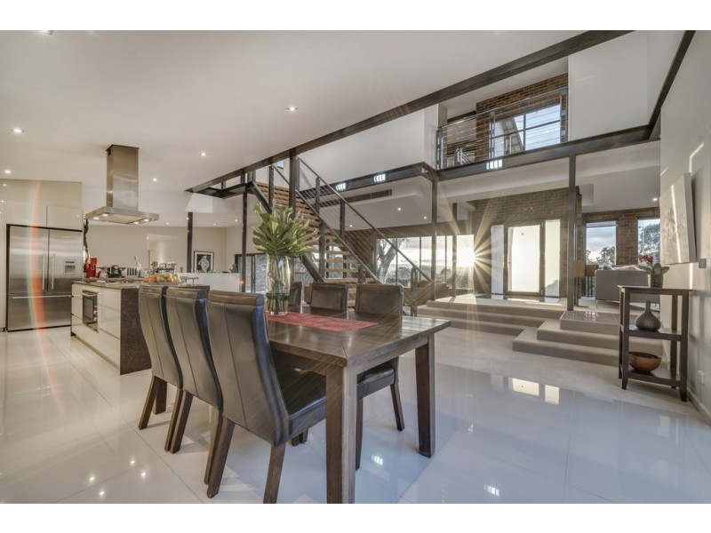 2 Menzel Crescent, Dunlop ACT 2615