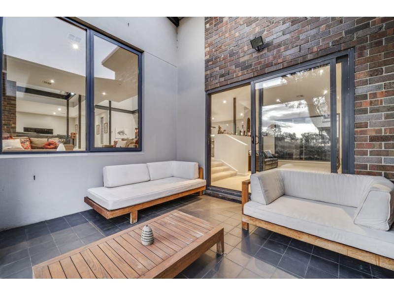 2 Menzel Crescent, Dunlop ACT 2615