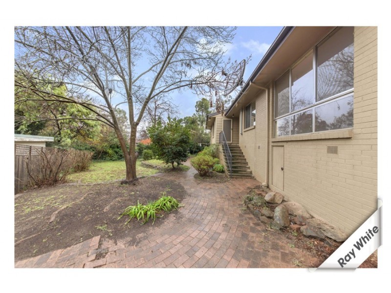 2 Amangu Street, Aranda ACT 2614