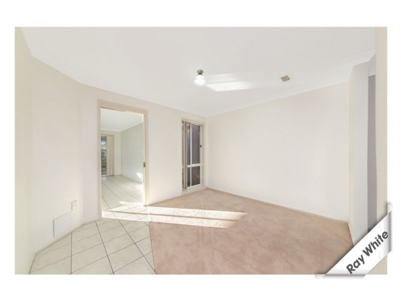 4/8 Proserpine Circuit, Amaroo ACT 2914