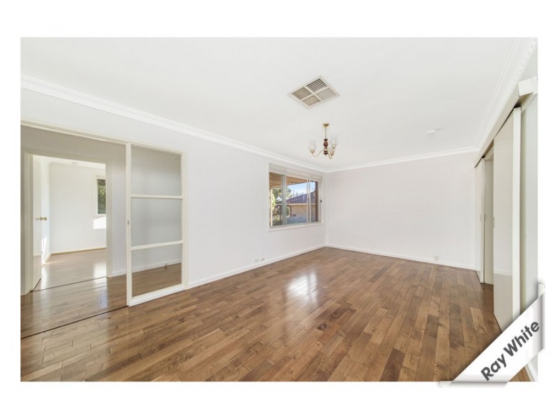 13 Braine Street, Page ACT 2614