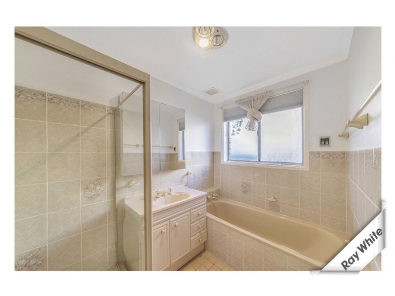 13 Braine Street, Page ACT 2614