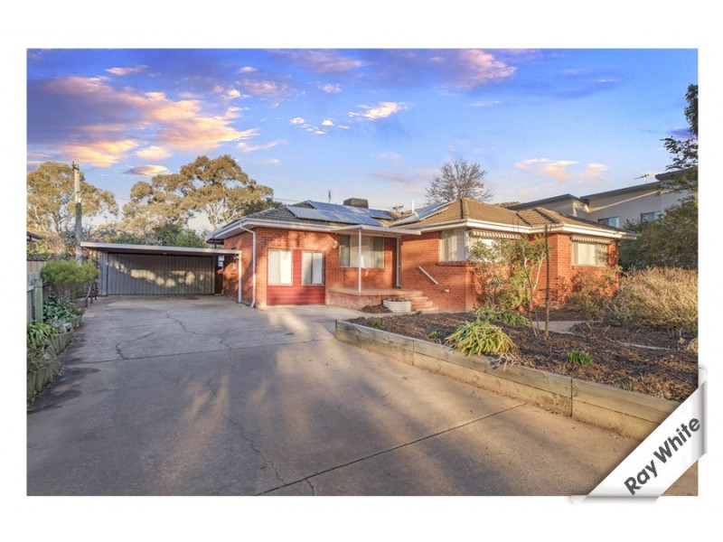 13 Braine Street, Page ACT 2614