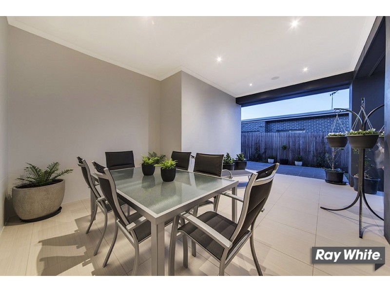 7 Jule Knight Street, Casey ACT 2913