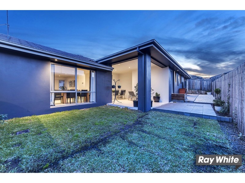 7 Jule Knight Street, Casey ACT 2913