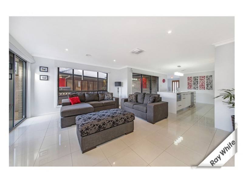 19 John Crawford Crescent, Casey ACT 2913