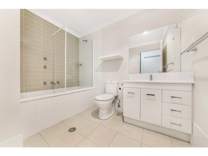 99 Burrumarra Avenue, Ngunnawal ACT 2913