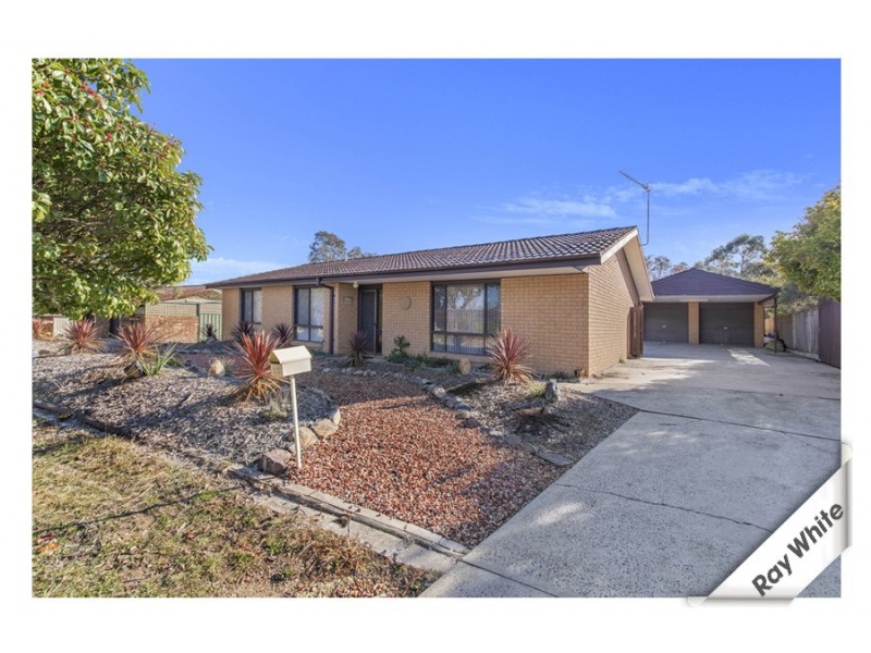 11 Twamley Crescent, Chisholm ACT 2905