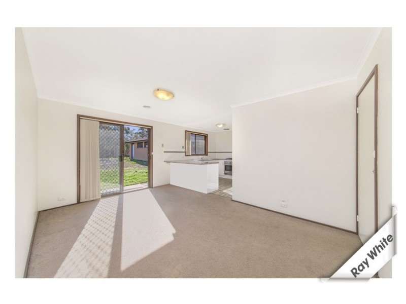 11 Twamley Crescent, Chisholm ACT 2905