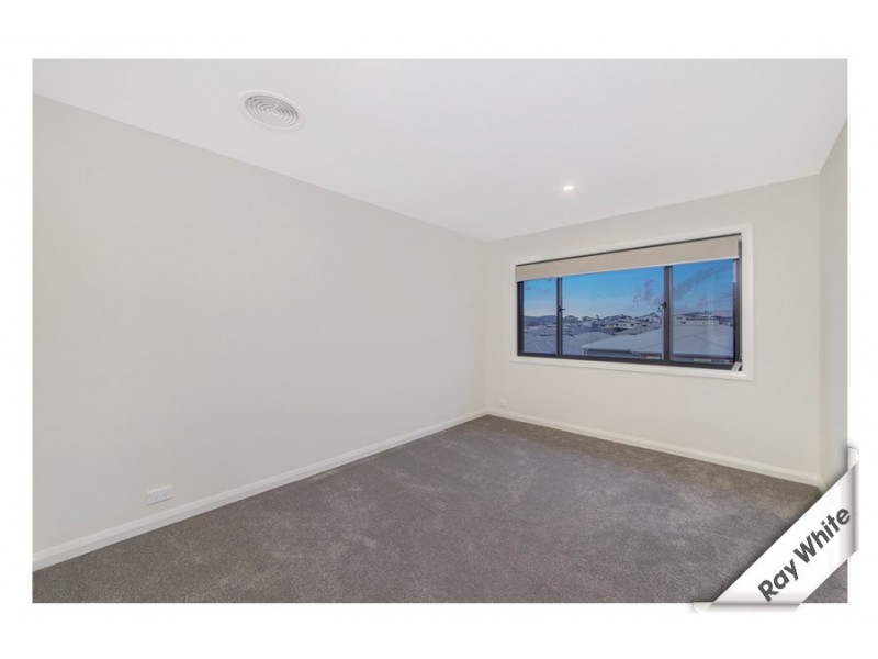 42 Lanaba Street, Crace ACT 2911