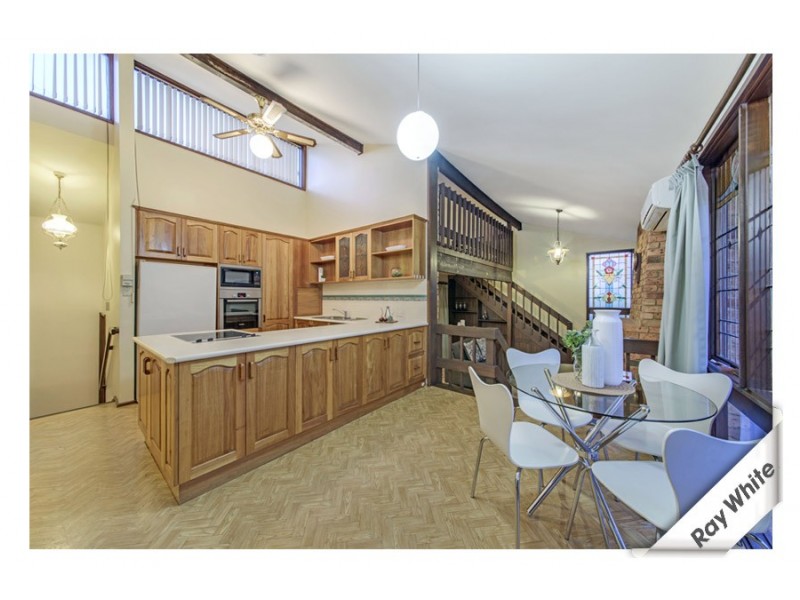 15 Gibbes Place, Weetangera ACT 2614