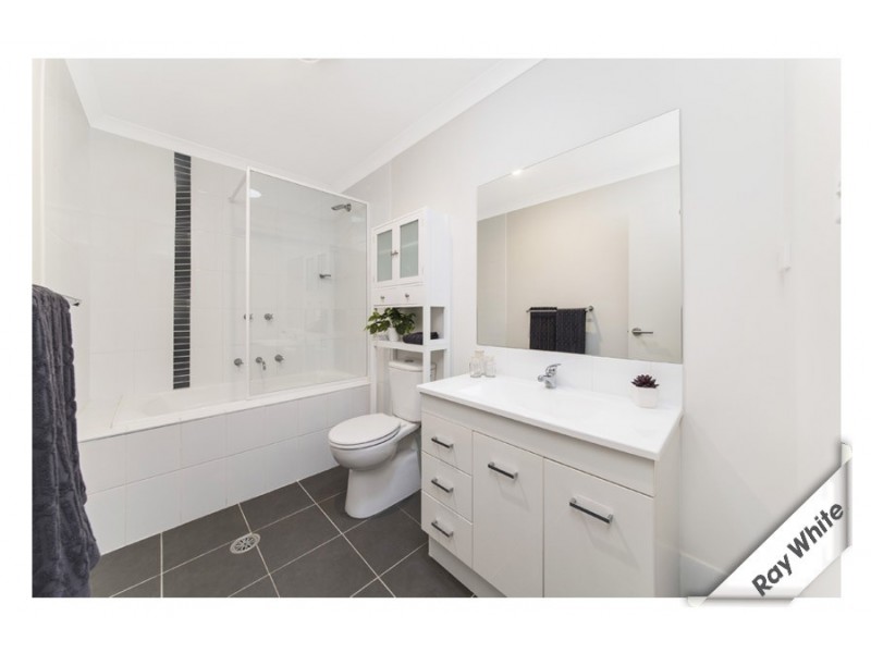 179 Macfarlane Burnet Avenue, Macgregor ACT 2615