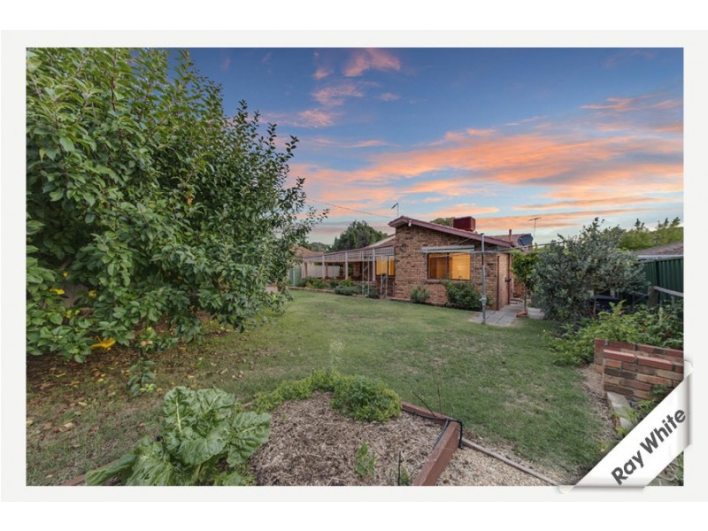 5 Edman Close, Florey ACT 2615