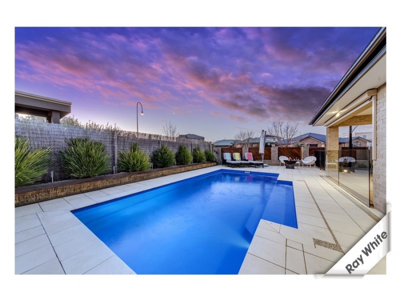 18 Heney Close, Mckellar ACT 2617