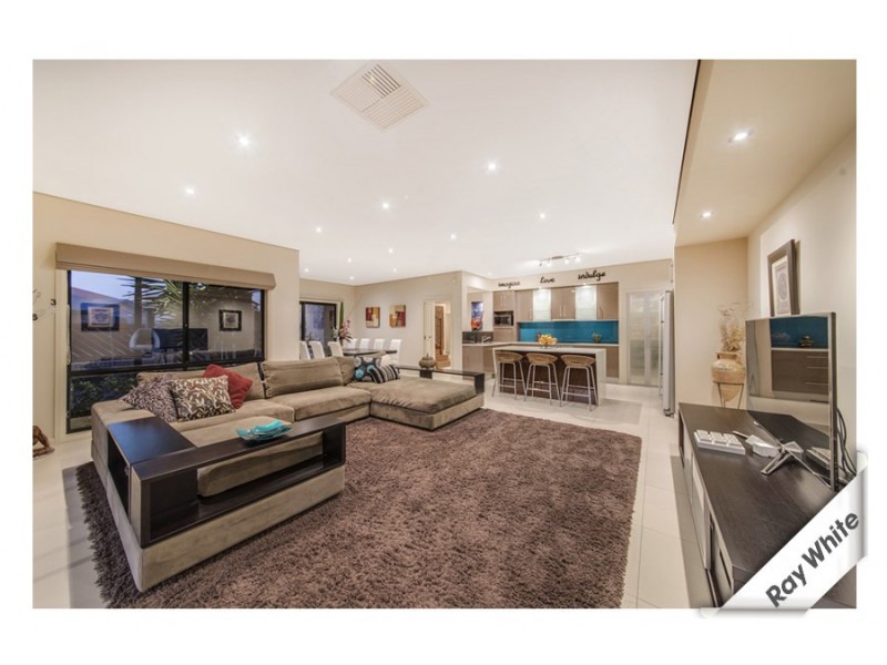 18 Heney Close, Mckellar ACT 2617