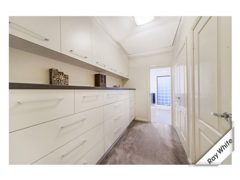 18 Heney Close, Mckellar ACT 2617