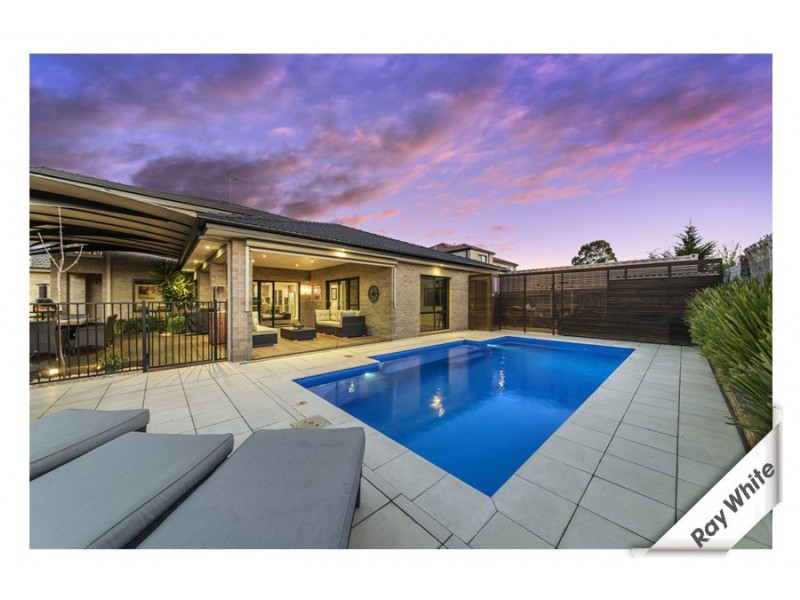 18 Heney Close, Mckellar ACT 2617