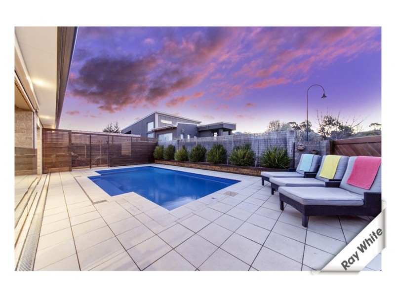 18 Heney Close, Mckellar ACT 2617