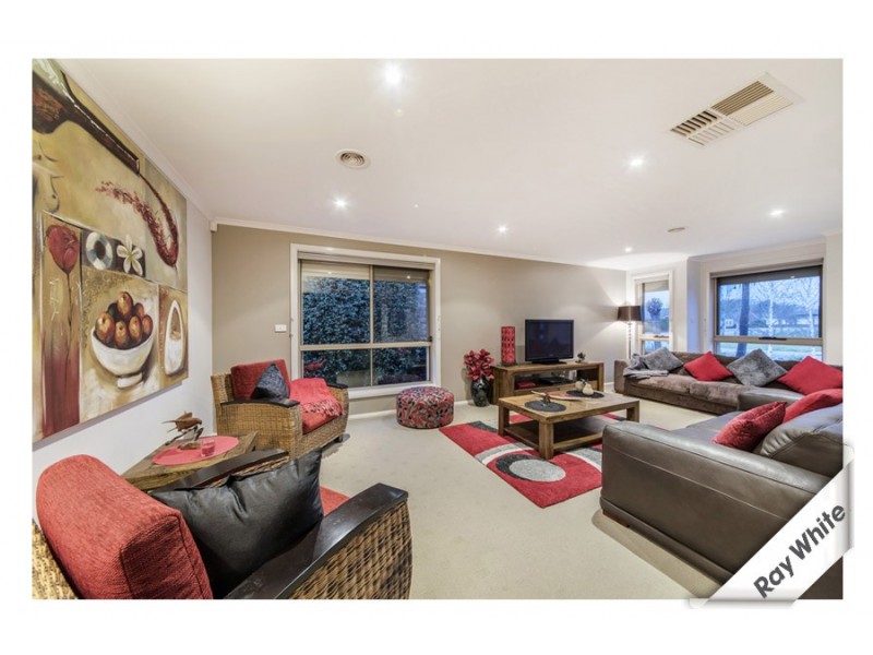 15 Ansett Street, Gungahlin ACT 2912