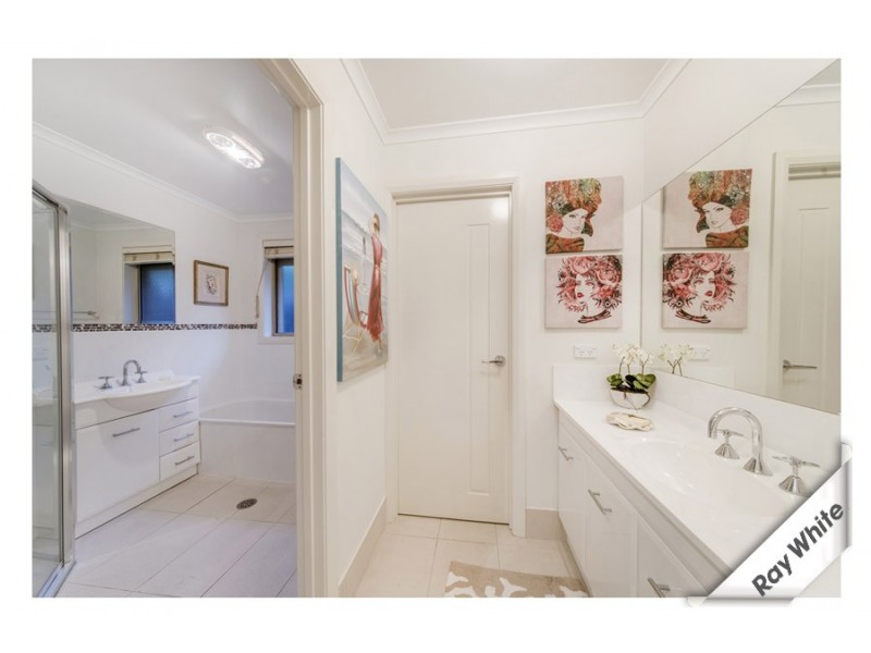 15 Ansett Street, Gungahlin ACT 2912