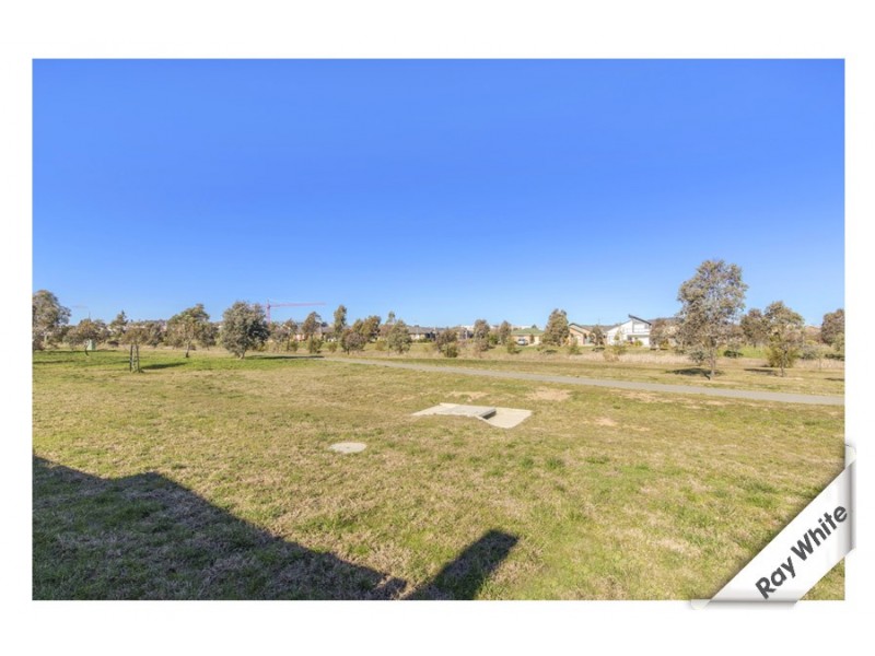 4 Stonehouse Street, Franklin ACT 2913