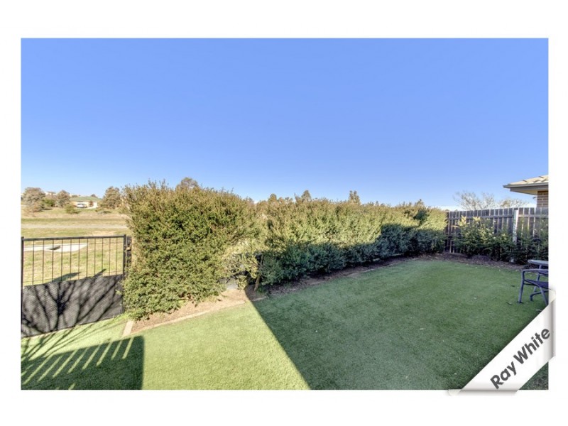 4 Stonehouse Street, Franklin ACT 2913