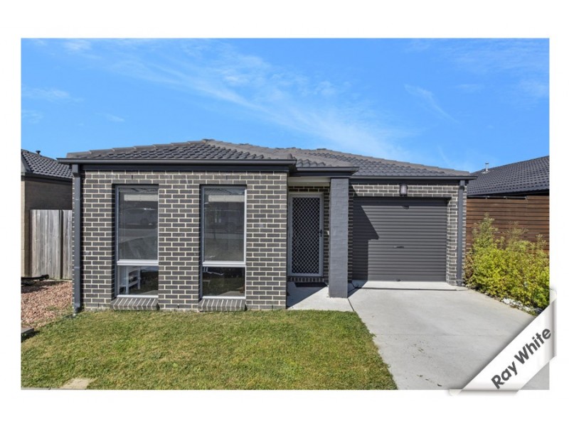8 Maris King Street, Casey ACT 2913
