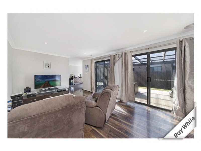 8 Maris King Street, Casey ACT 2913