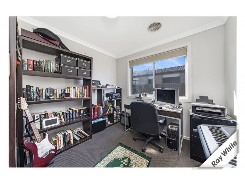 8 Maris King Street, Casey ACT 2913