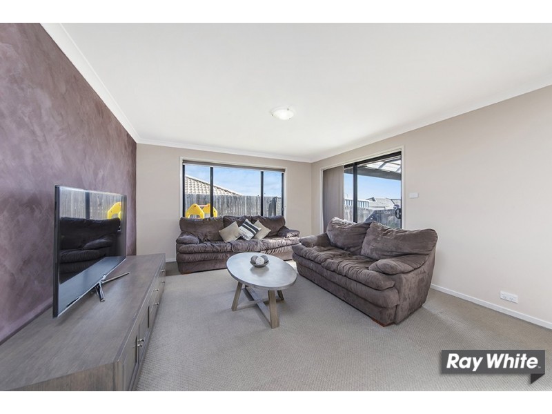 4 Clyde Finlay Street, Macgregor ACT 2615