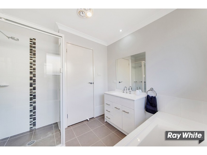 4 Clyde Finlay Street, Macgregor ACT 2615