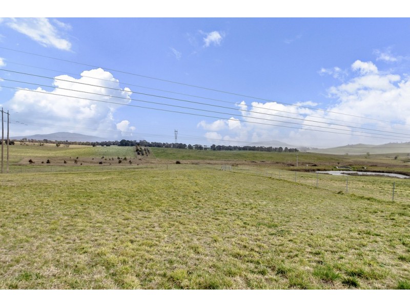 98 Hollows Circuit, Macgregor ACT 2615