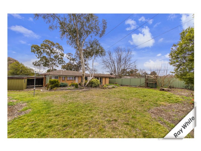 6 Hirst Place, Giralang ACT 2617
