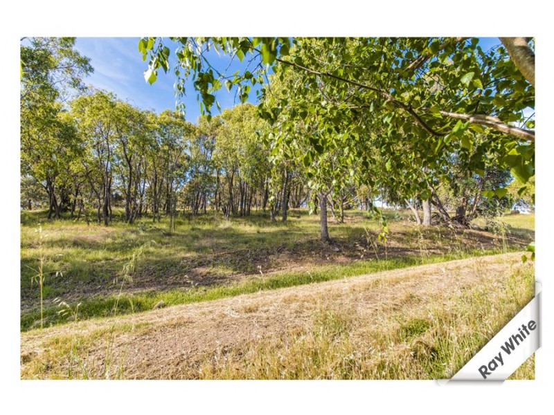5 Bunduluk Crescent, Ngunnawal ACT 2913