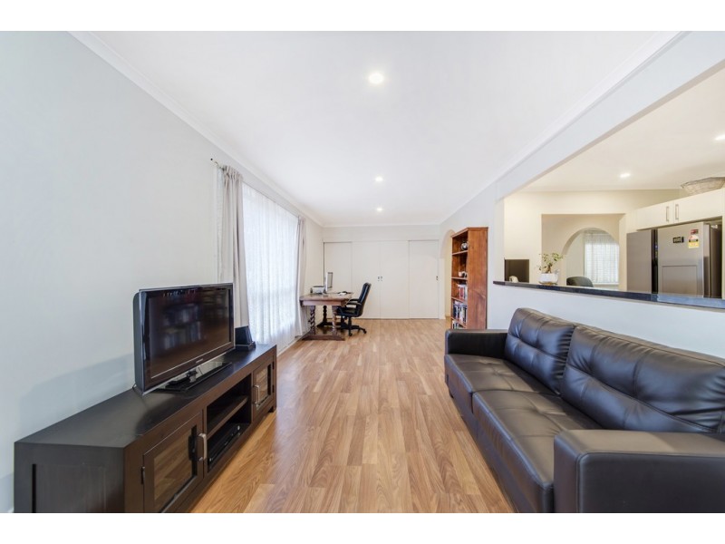 214 Osburn Drive, Macgregor ACT 2615