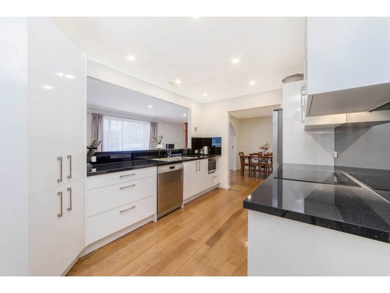 214 Osburn Drive, Macgregor ACT 2615