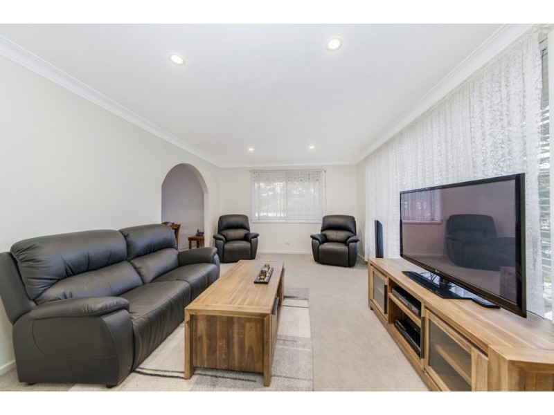 214 Osburn Drive, Macgregor ACT 2615
