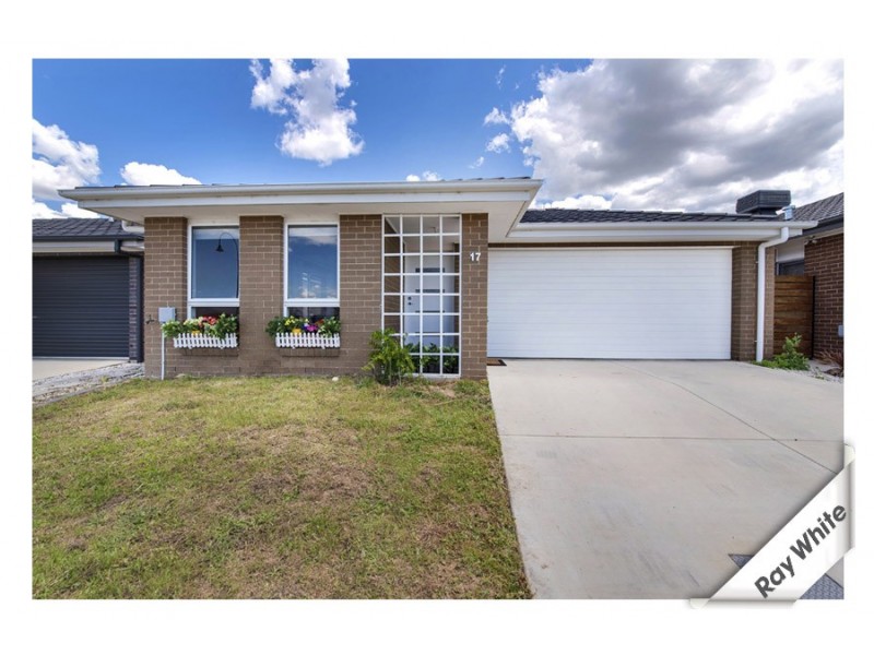 17 Hilda Kincaid Crescent, Macgregor ACT 2615