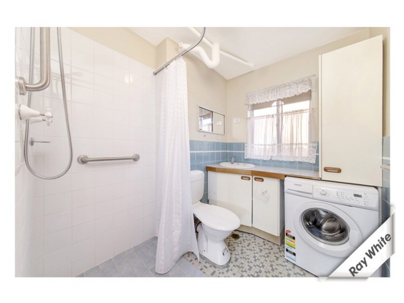 1/9 Devonport Street, Lyons ACT 2606