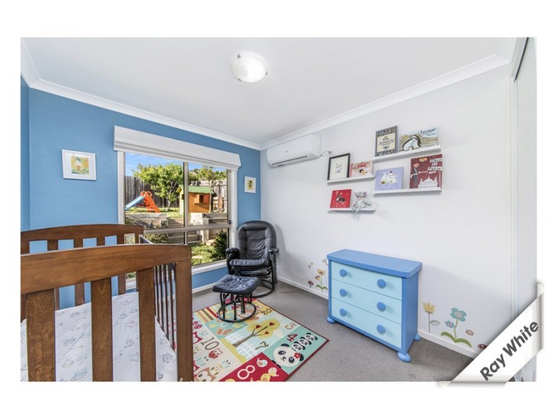 27 Clyde Finlay Street, Macgregor ACT 2615